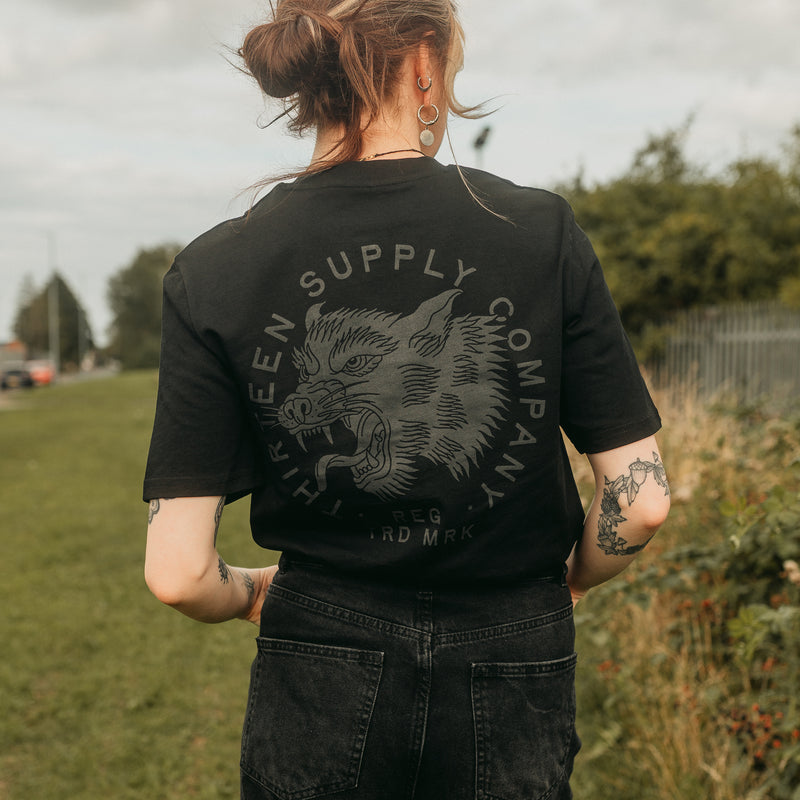 BITE THE HAND - BLACK UNISEX T-SHIRT