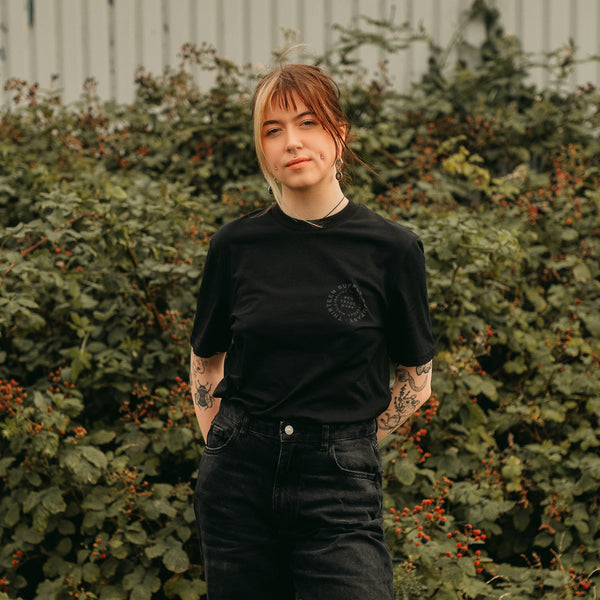 BITE THE HAND - BLACK UNISEX T-SHIRT