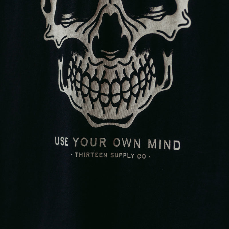USE YOUR OWN MIND - BLACK UNISEX T-SHIRT